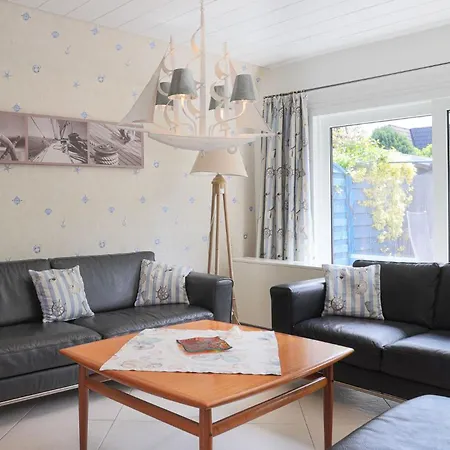 Ferienhaus, Am Ringwall 5 * Duhnen
